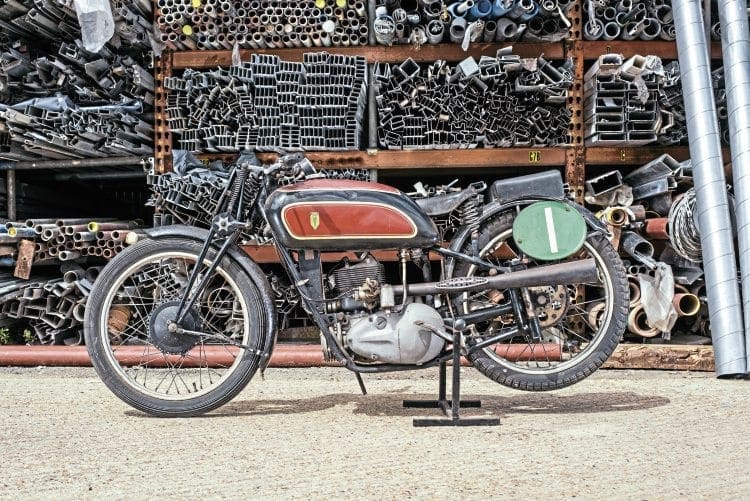 G1 - Audi reconstrói motocicleta DKW SS 250 de 1938 - notícias em