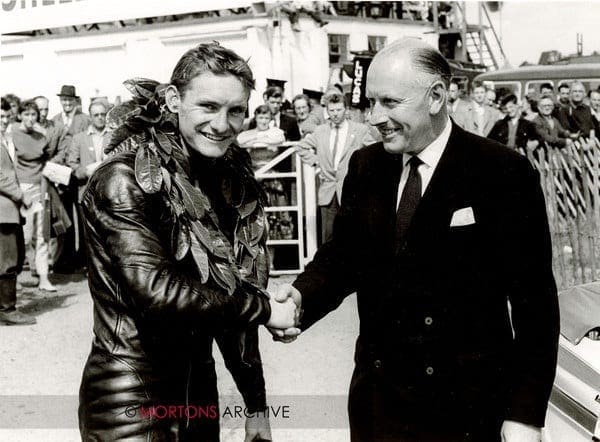 Oulton Park 1st August 1960 - Mike Hailwood and Rex Foster.