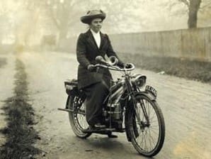 Classic camera: Lady rider, November 1911