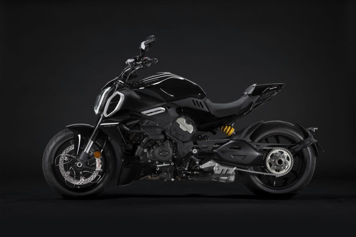 The new Diavel V4 is unveiled