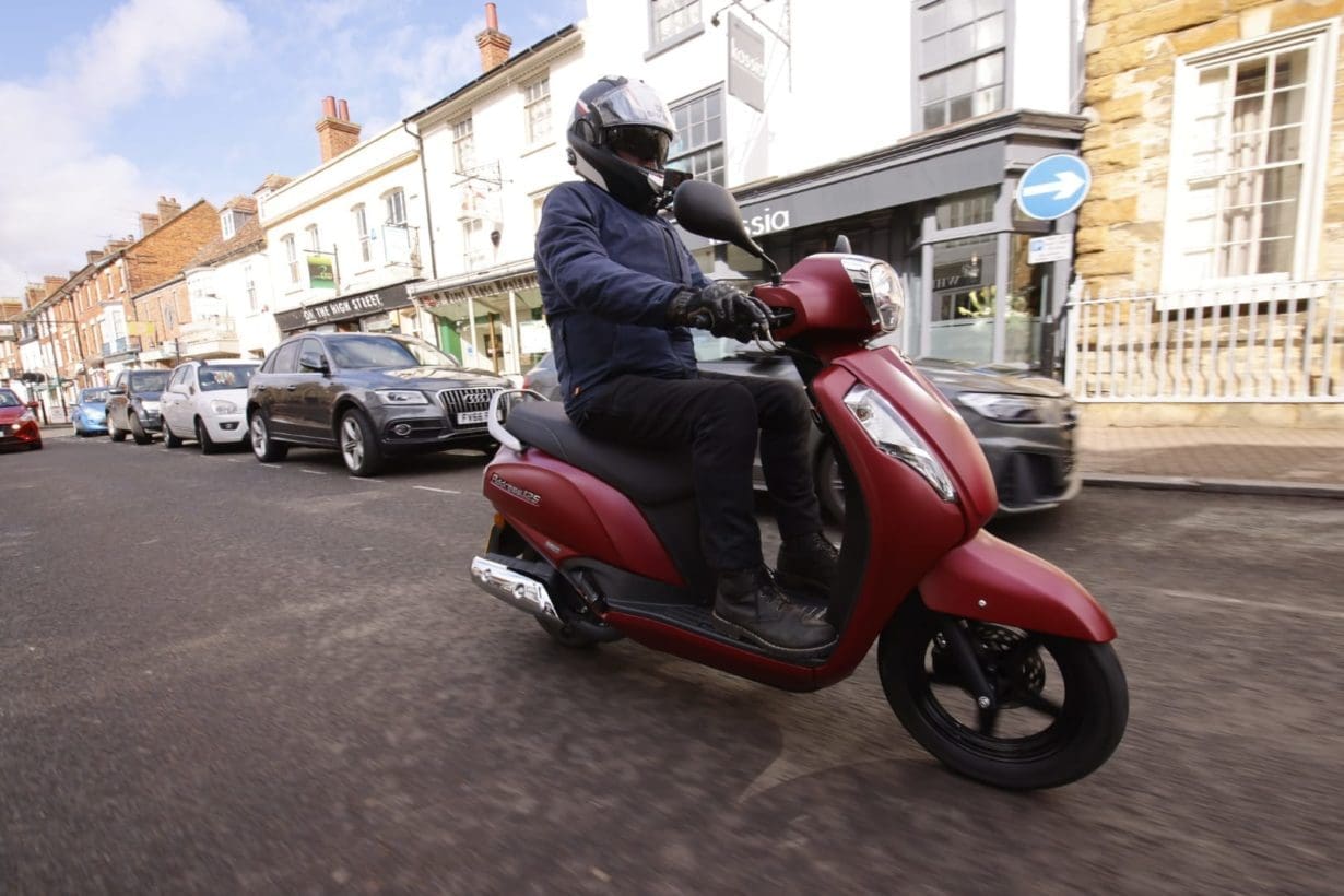 Stylish New Suzuki Scooter Commuters