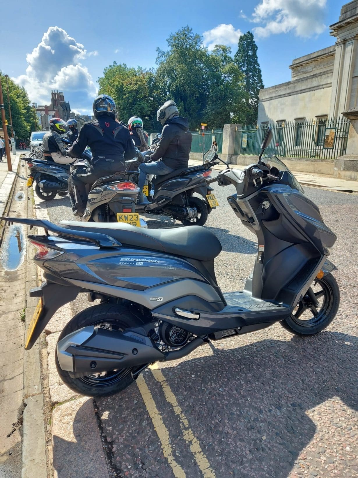 Suzuki Burgman Street 125EX (2023) 125cc Scooter Review - Lexham Insurance