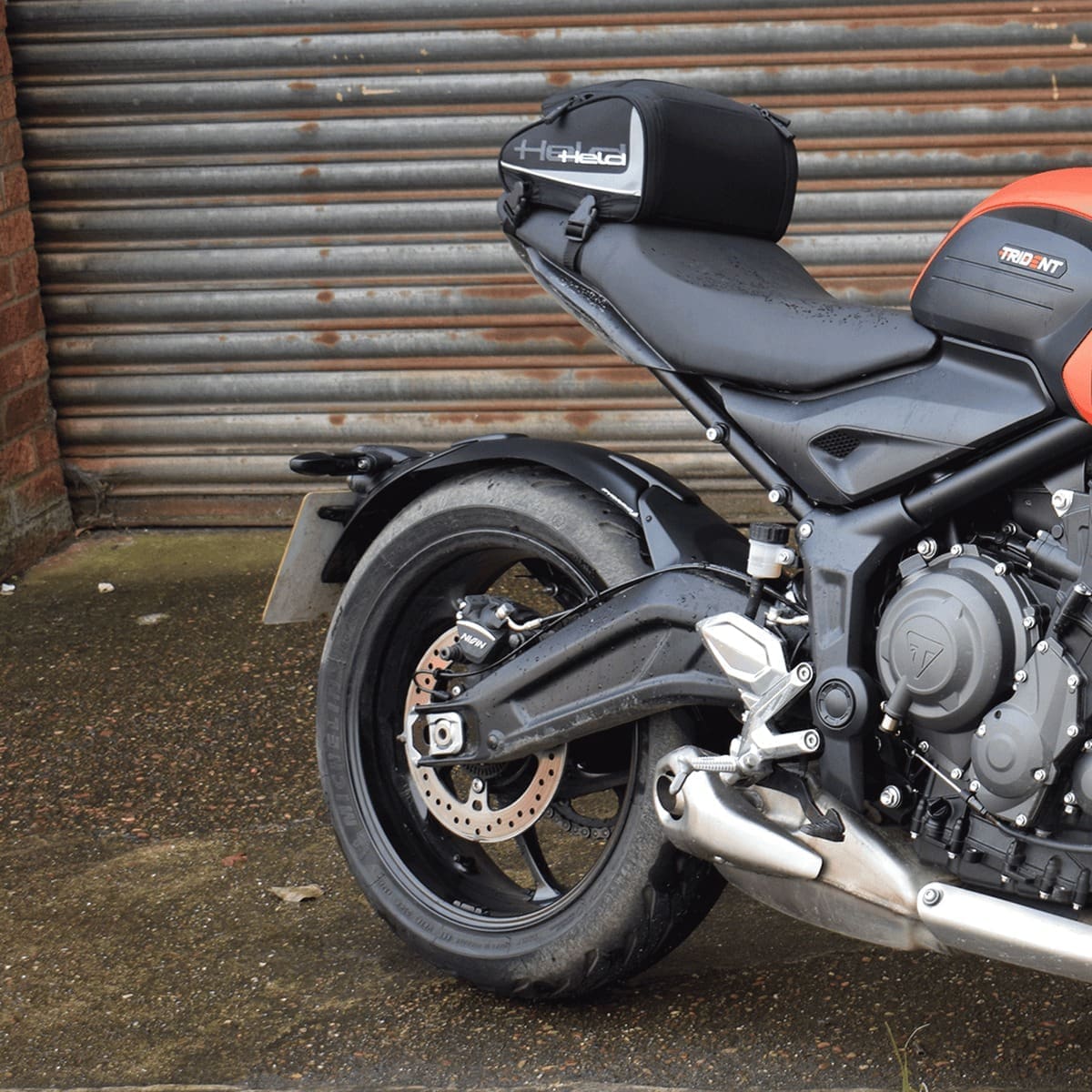 Triumph Trident 660: Rear Hugger Launch