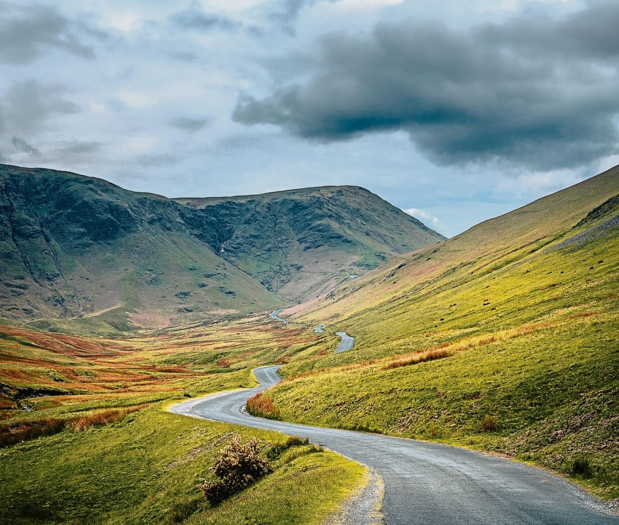 The view of the Honister Pass in the Lake District in overcast days