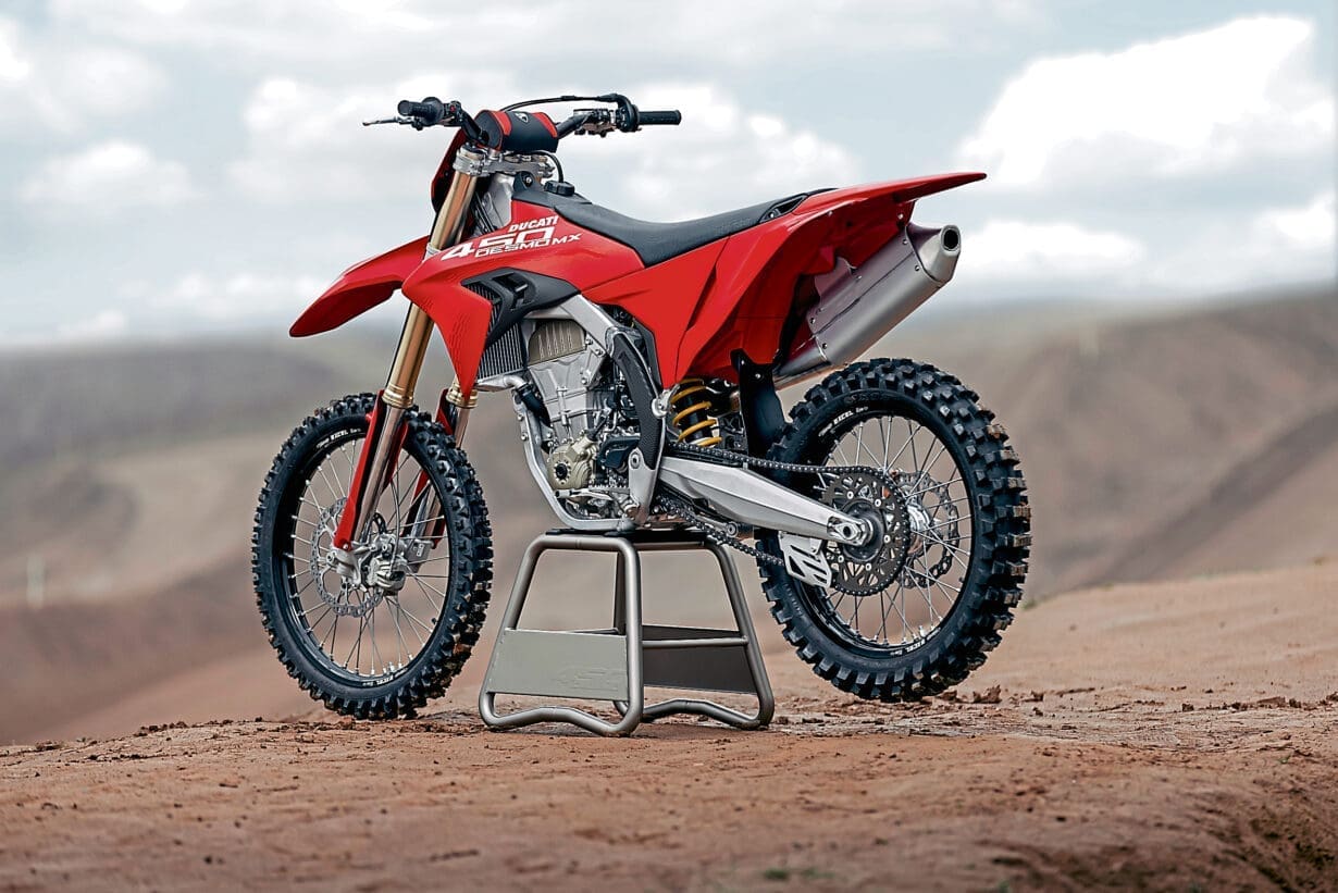 Ducati Desmo450 MX