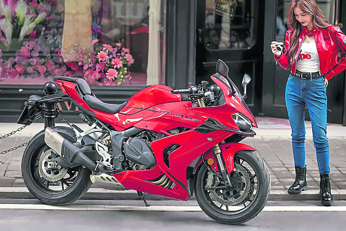 SUPERSPORTS for a snip!