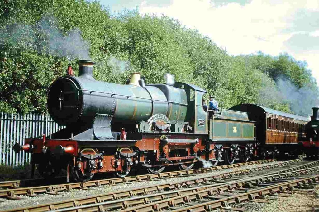 City of Truro, with its original 1903 number and in late-Victorian (1881) GWR livery, in steam at Barrow Hill roundhouse in August 2008. HUGH LLEWELLYN*