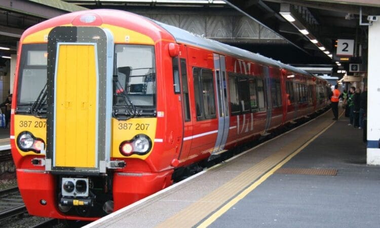 Gatwick Express returns for spring to support airport recovery