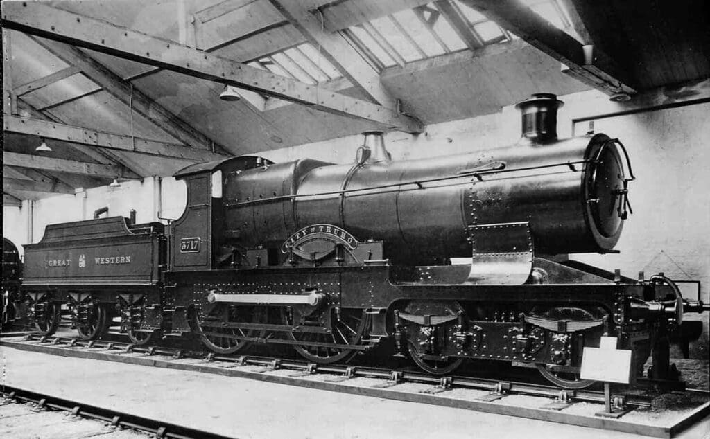 Because of its historical importance, the GWR did not scrap City of Truro along with the rest of the City class, but donated it to its rival – LNER – for display in its then-new York Railway Museum in 1931.  ROBIN JONES COLLECTION
