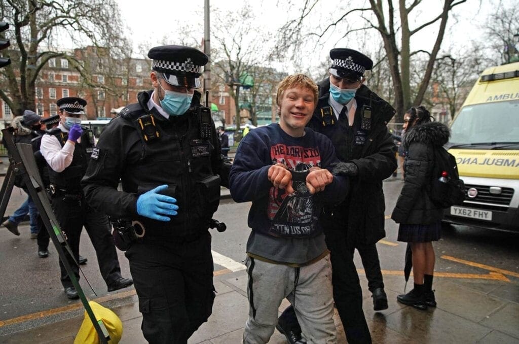 Bailiffs from HS2 have started to evict protesters from Euston Square Gardens after they dug tunnels and set up a makeshift camp in opposition to the high speed rail project.