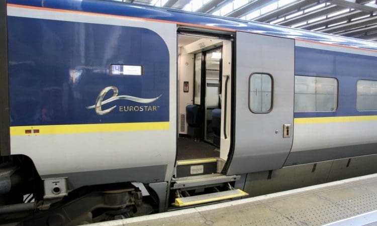 Eurostar security staff announce pre-Christmas strikes