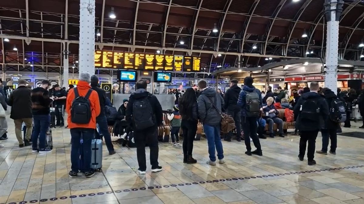 Paddington services disrupted for third day in a row