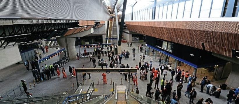 London Bridge concourse opens for business with new platforms 7-15