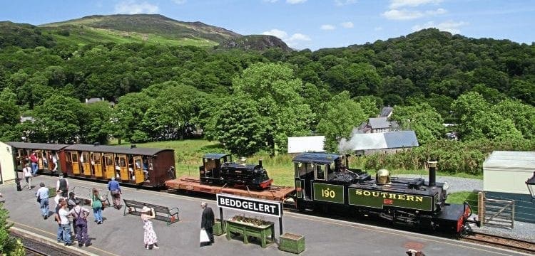 Beddgelert return-to-steam  appeal launched in style