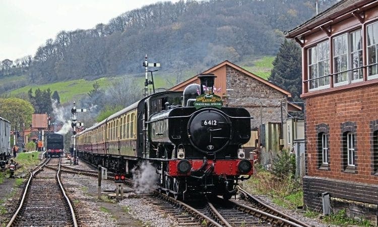 Four panniers and ‘Foxcote’ farewell for WSR’s country railway event