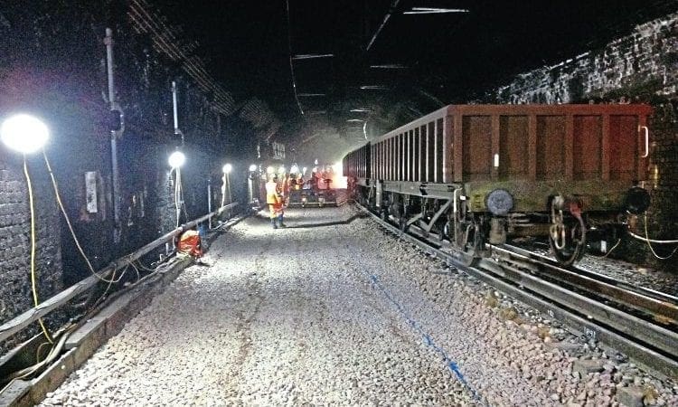 Bishopsgate Tunnel track replaced
