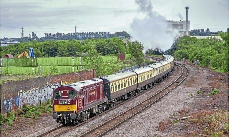 Branch Line Society and Vintage Trains team up for West Midlands ‘Balti bash’