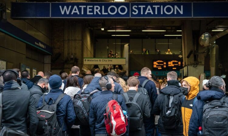 Tube disruption continues after strike