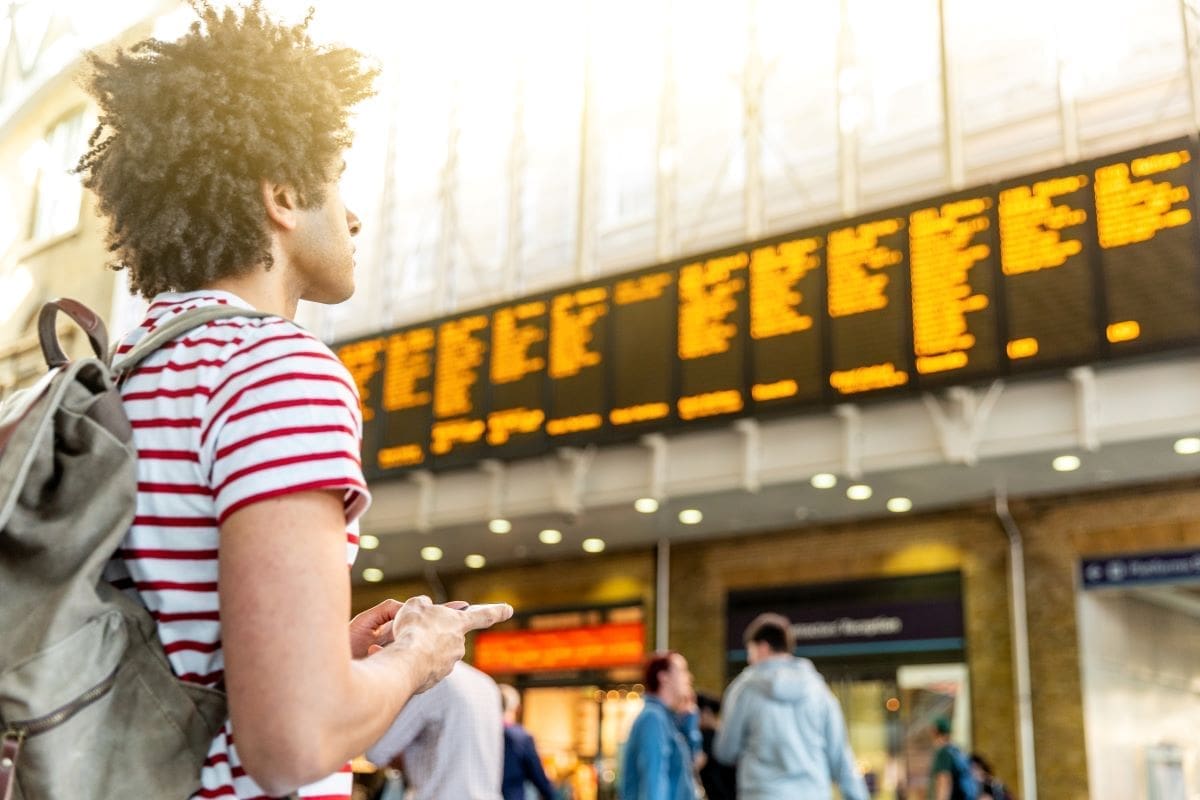 Next year’s rail fares rise will be below inflation, says Government