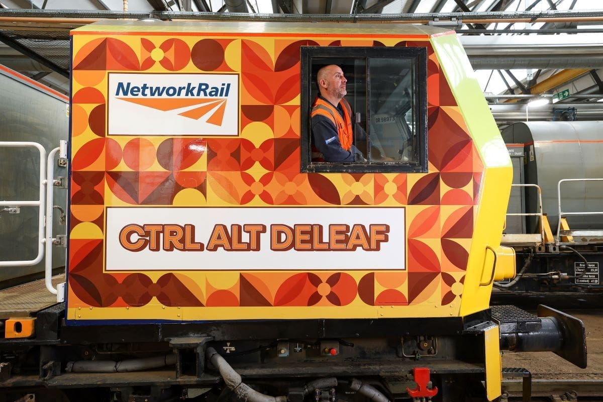Leaf-removal train named Ctrl Alt Deleaf after public vote