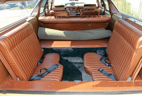 Seats inside 1978 Ford Country Squire