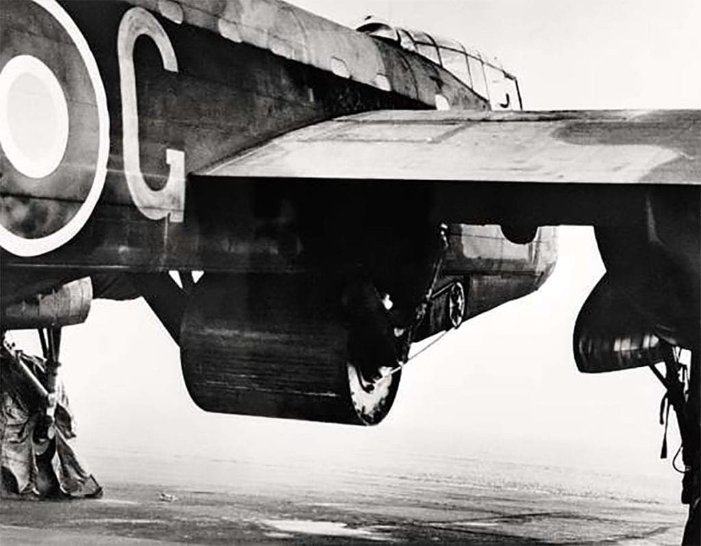 A practice Upkeep weapon fitted to Wg Cdr Guy Gibson’s Type 464 Provisioning Lancaster, ED932 AJ-G, at Manston, Kent, while conducting dropping trials off Reculver. The 10,000lb Upkeep mine was held in the modified bomb bay area between a pair of side-swing calipers and was rotated at 500rpm before being released, via a belt drive, by a hydraulic motor mounted in the forward fuselage. IWM HU69915