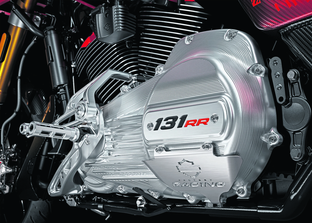 HARLEY: CVO Road Glide RR race rep