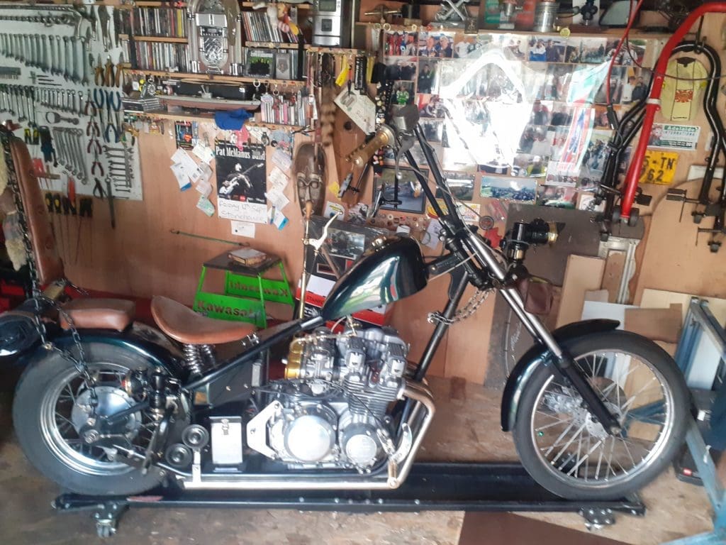 KZ750 Hardtail Chop in the shed