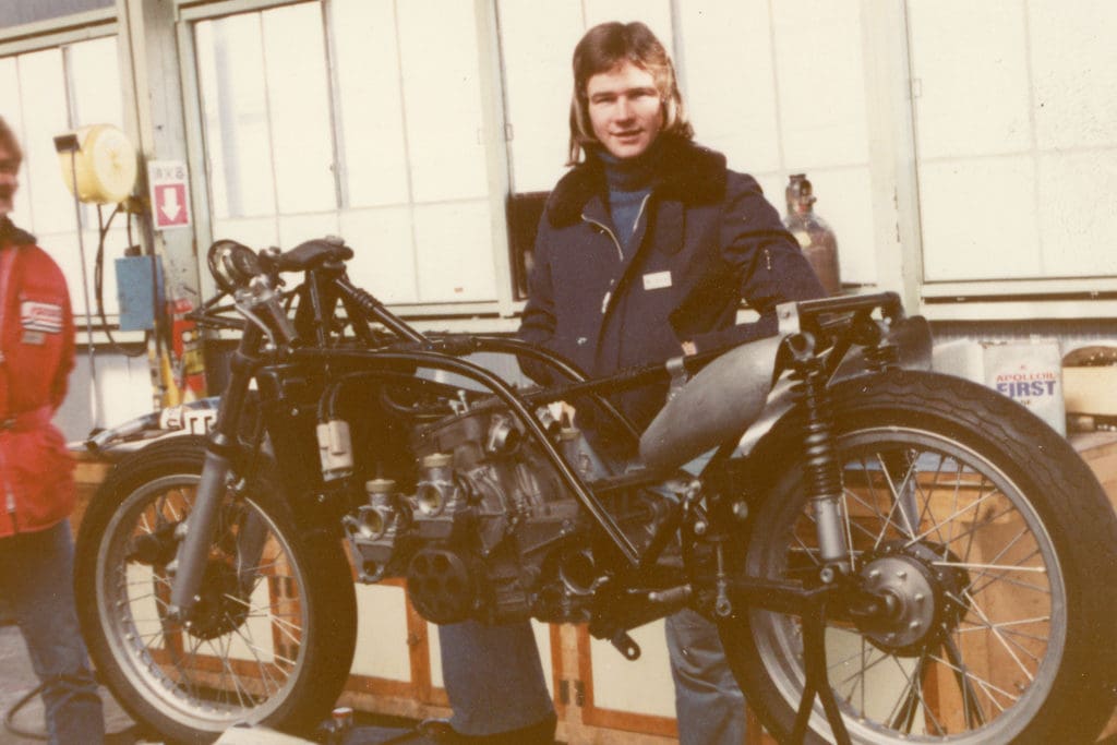 Barry Sheene with G-54 RG500