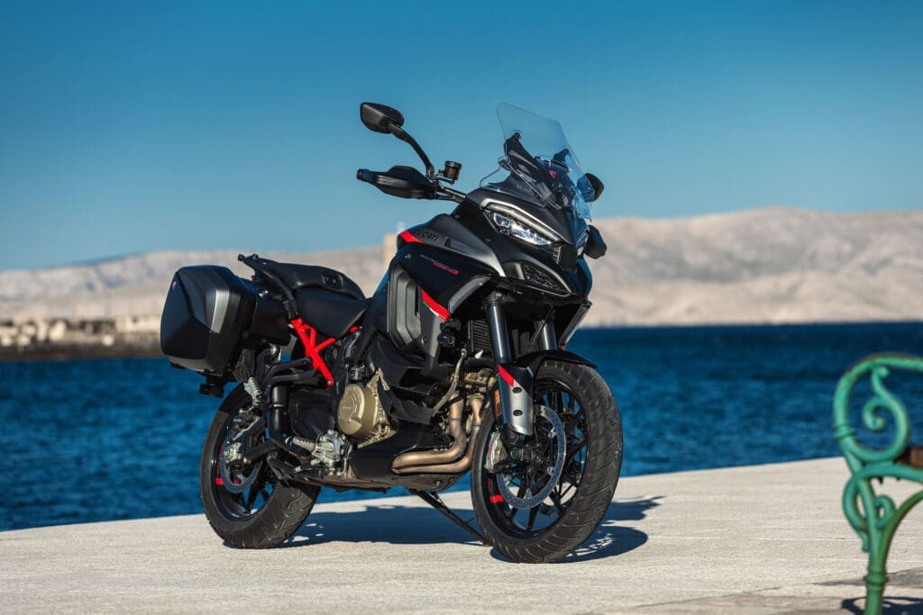 2024 Ducati Multistrada V4 S Grand Tour - Fast Bikes