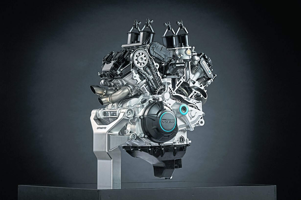 CFMoto V4