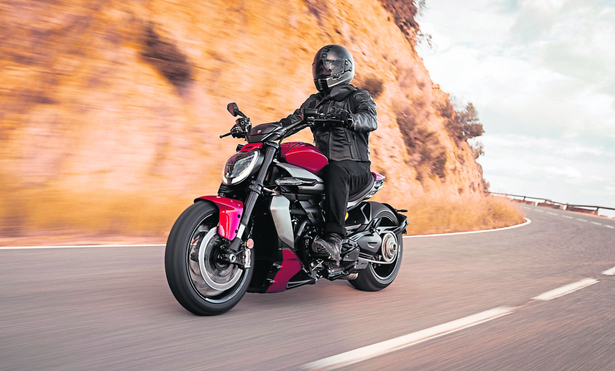 DUCATI: XDiavel