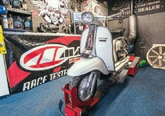 Modern Vespa : Motul 710 2T vs. Motul Scooter Power 2T