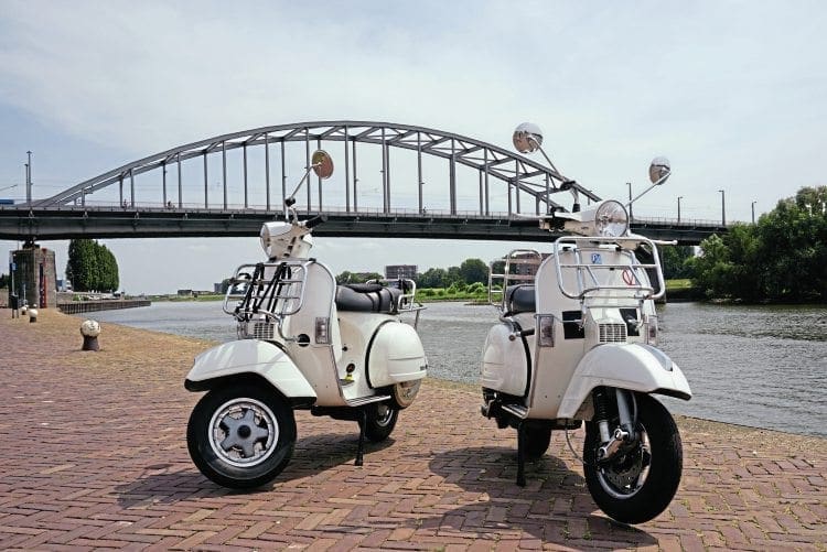 Scootering classics: Vespa Tech - Scootering Magazine