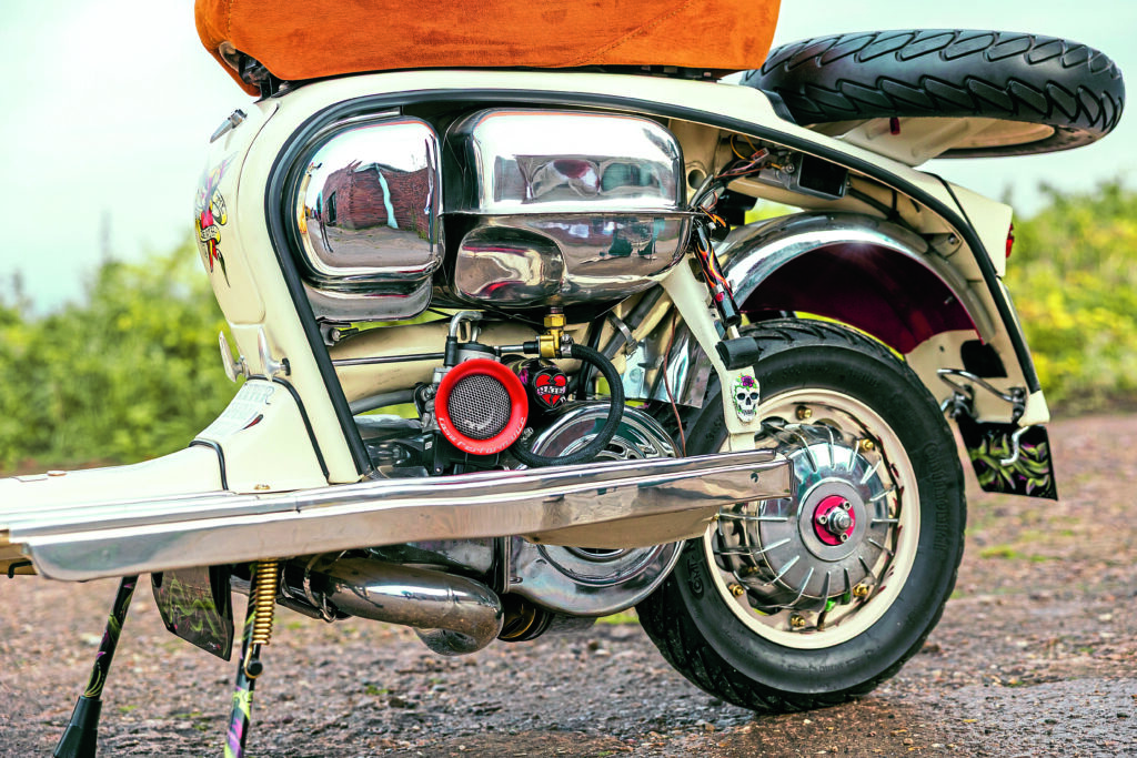 Lambretta Li Special 125 reborn through ink, paint and passion