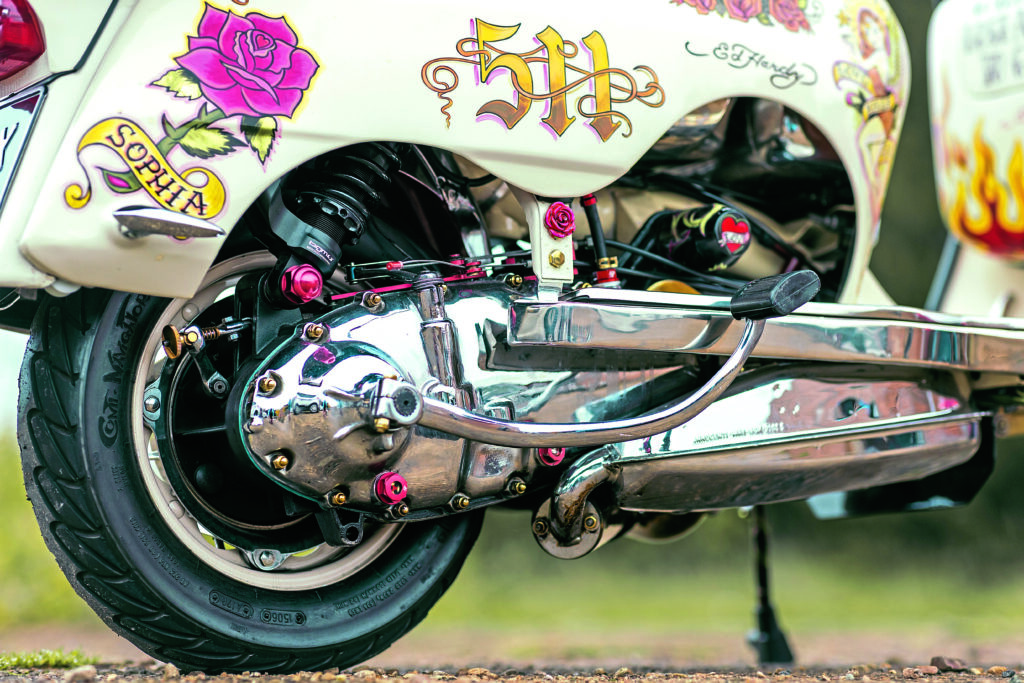 Lambretta Li Special 125 reborn through ink, paint and passion