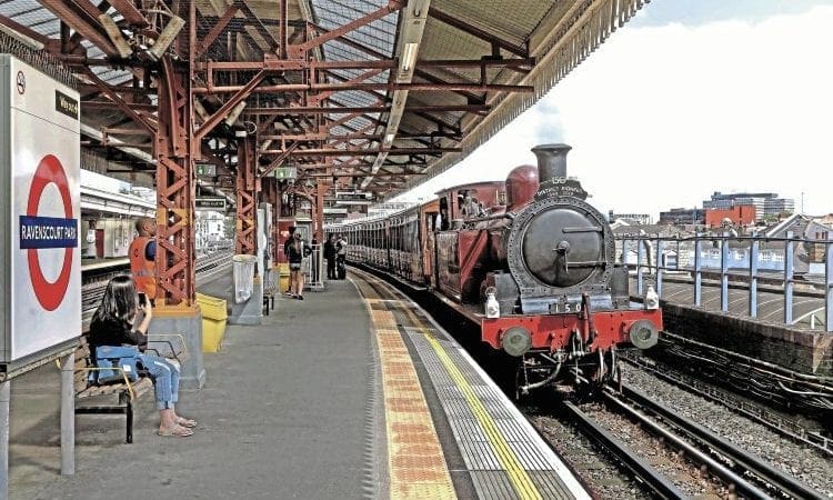 Farewell steam specials on District Line
