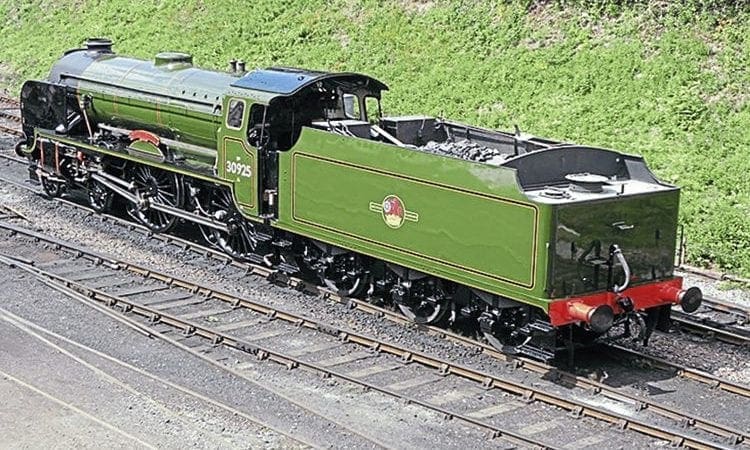 Cheltenham ‘resplendent’ in BR lined green at Mid-Hants Railway