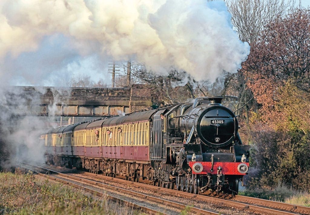 LMS Black 5 45305 'Alderman A E Draper' climbs past Woodthorpe