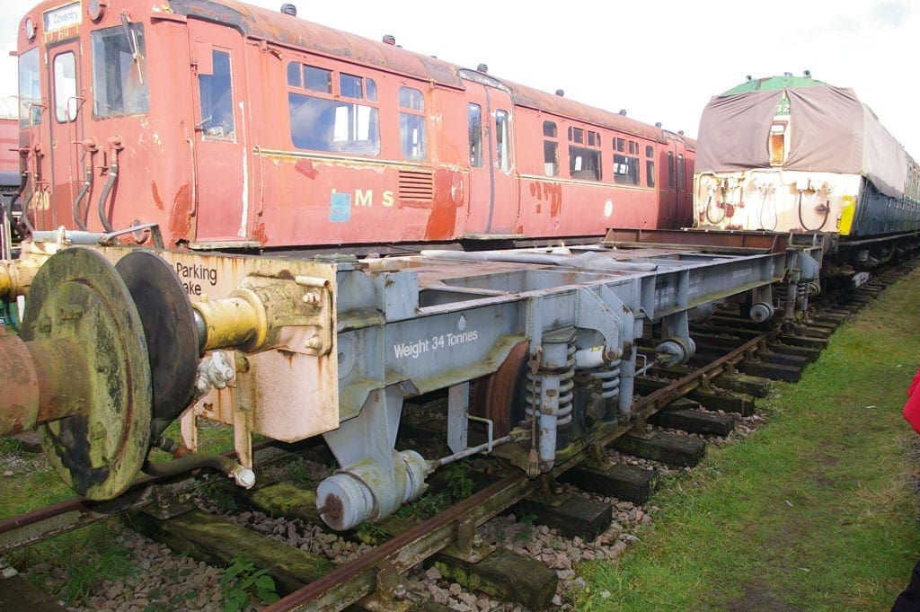 HSFV1 stationary on the rails outside.