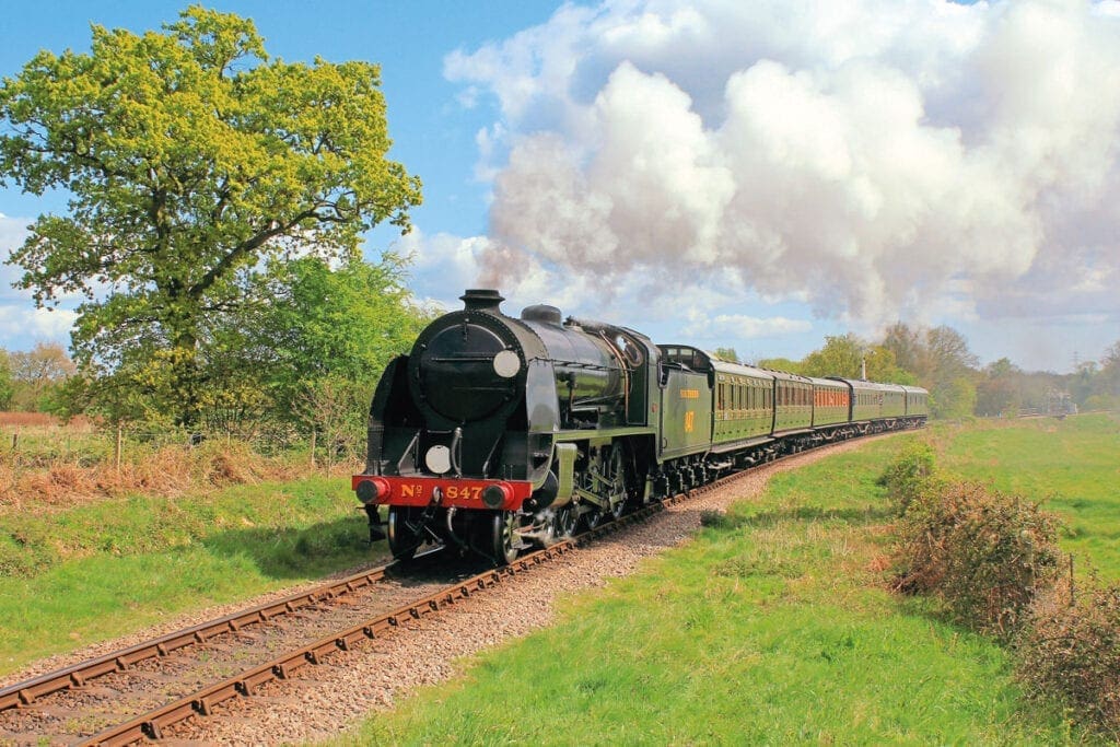 A 21st century epitome of the Southern Railway, a trademark of the Bluebell Railway.