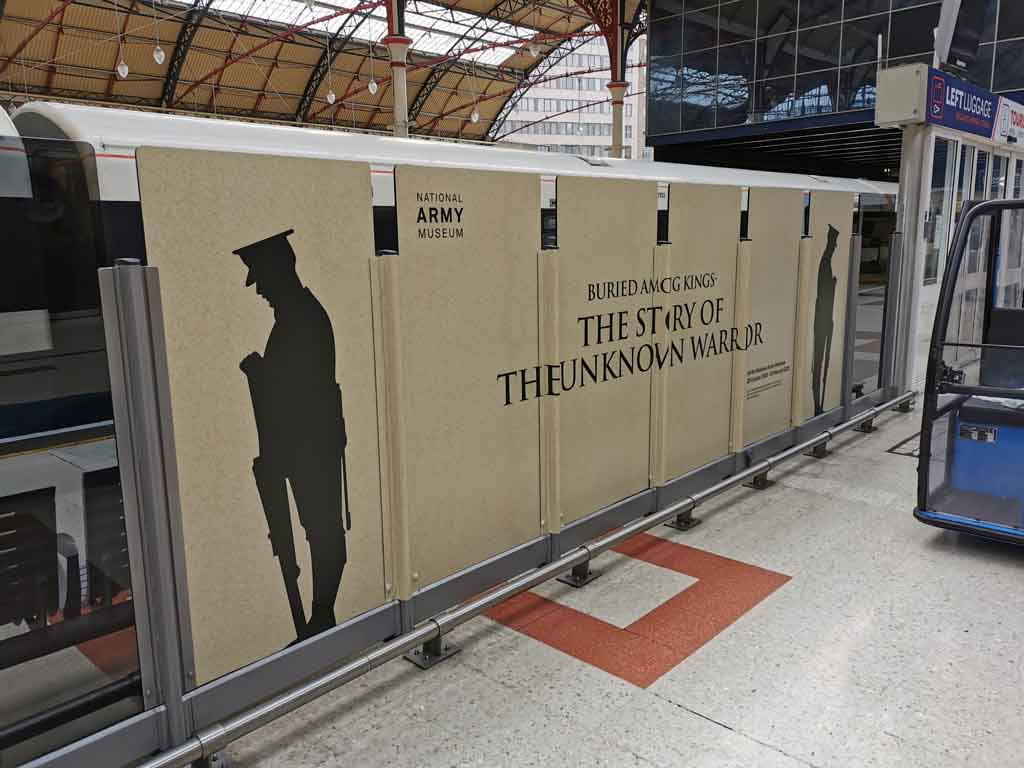 Unknown Warrior pop up at Victoria Station