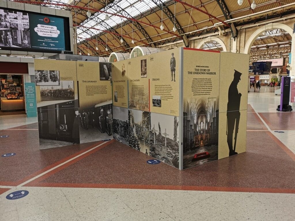 Unknown Warrior pop up at Victoria Station