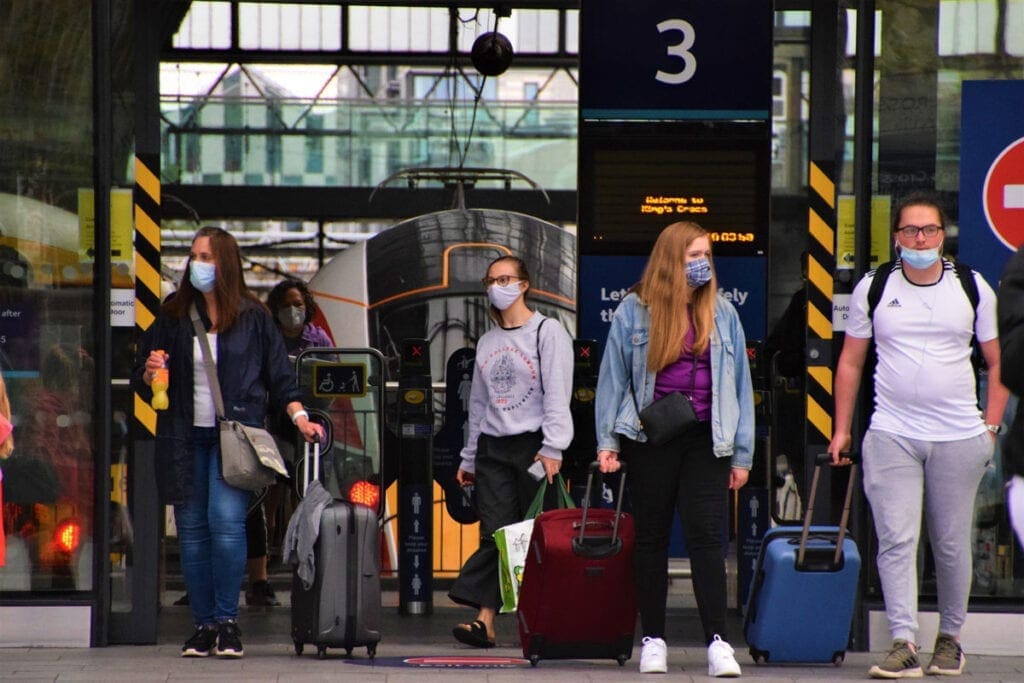 Refund train tickets for those who cancel Christmas plans, Grant Shapps told 