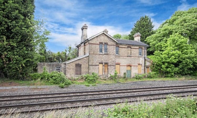 Grade II listed station master’s house goes on sale near Doncaster