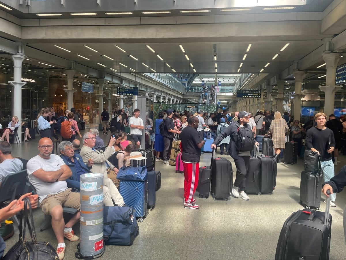 Eurostar services disrupted by track fatalities and cable theft