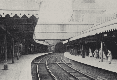 Tunbridge Wells Central looking towards Tonbridge