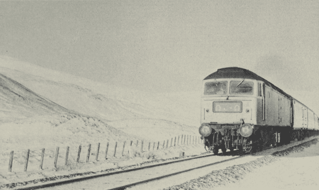 47 550 tops Druimuachdar Summit with the up “Clansman” from Inverness Photo: D. E. Canning