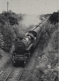 [Photo] [J. P. Wilson] Up “Leicester” at Edmondthorpe Summit on August 2, 1958, headed by class “A1” 4-6-2 No. 60140