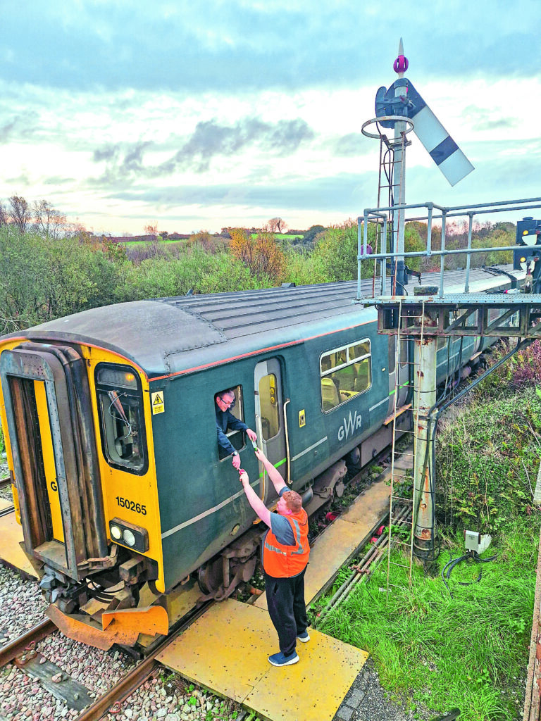 One of the last token exchanges at Goonbarrow on November 2, 2025, sees the driver of 150265 gain permission to proceed. All images: Craig Munday